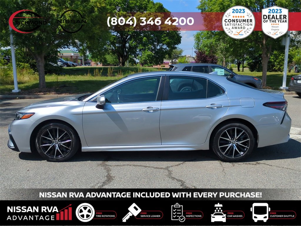 Used 2022 Toyota Camry SE image 8