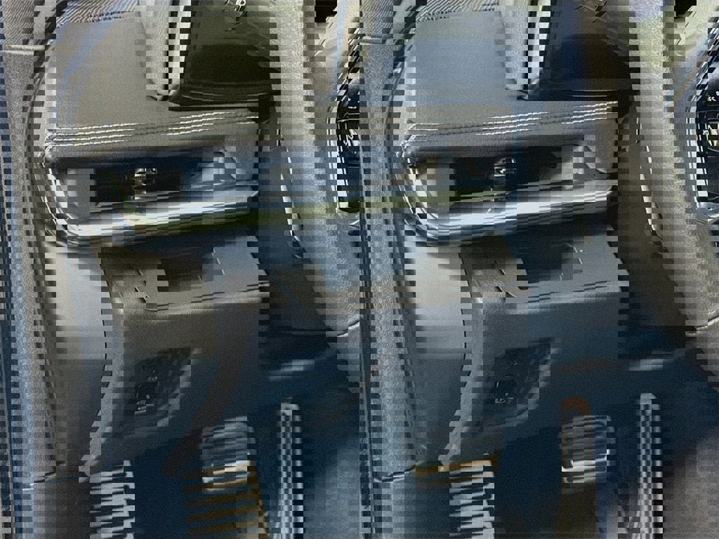 Certified 2024 Chevrolet Corvette Stingray 1LT w/ Battery Protection Package image 5