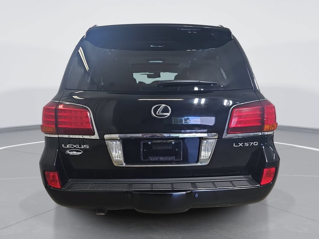 Used 2010 Lexus LX 570 4WD w/ Luxury Pkg image 5