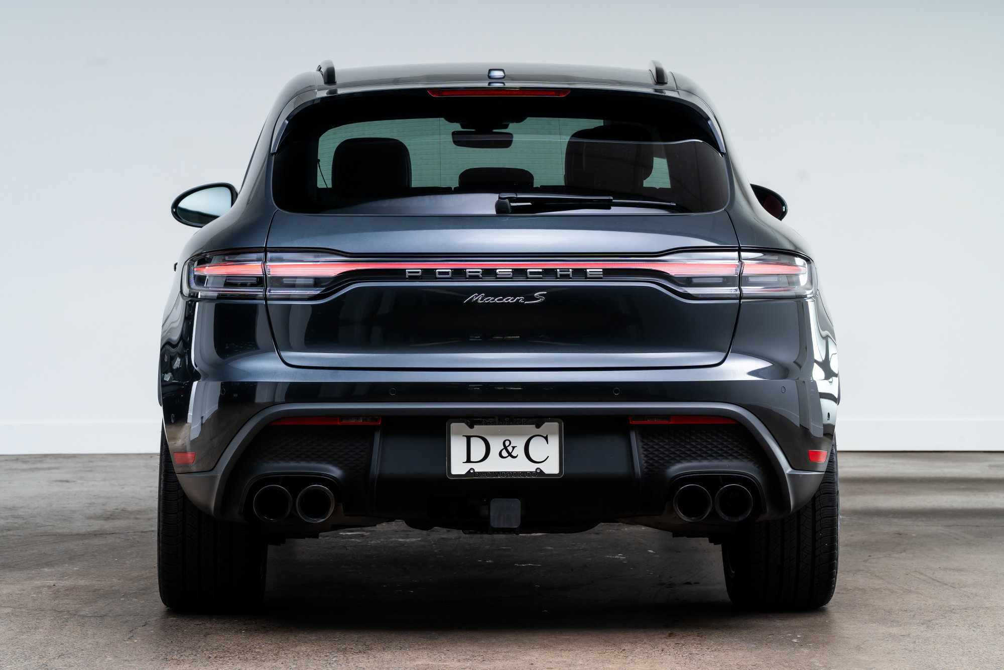 Used 2024 Porsche Macan S AWD/4WD image 6