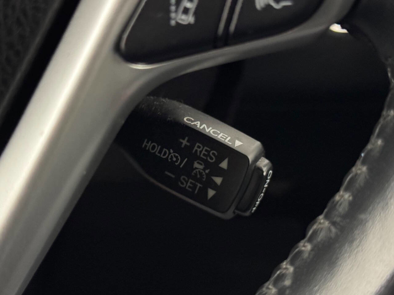 Used 2017 Toyota Highlander XLE image 33