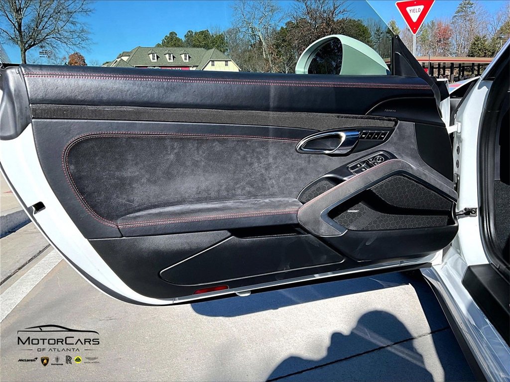 Used 2015 Porsche 911 Carrera 4 GTS image 19