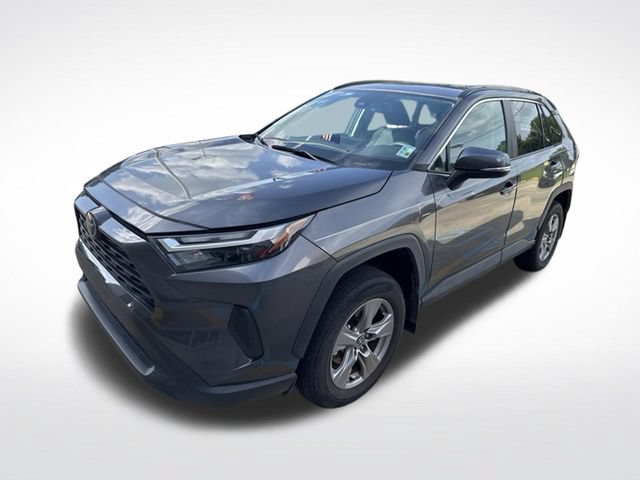 Used 2023 Toyota RAV4 XLE FWD image 2