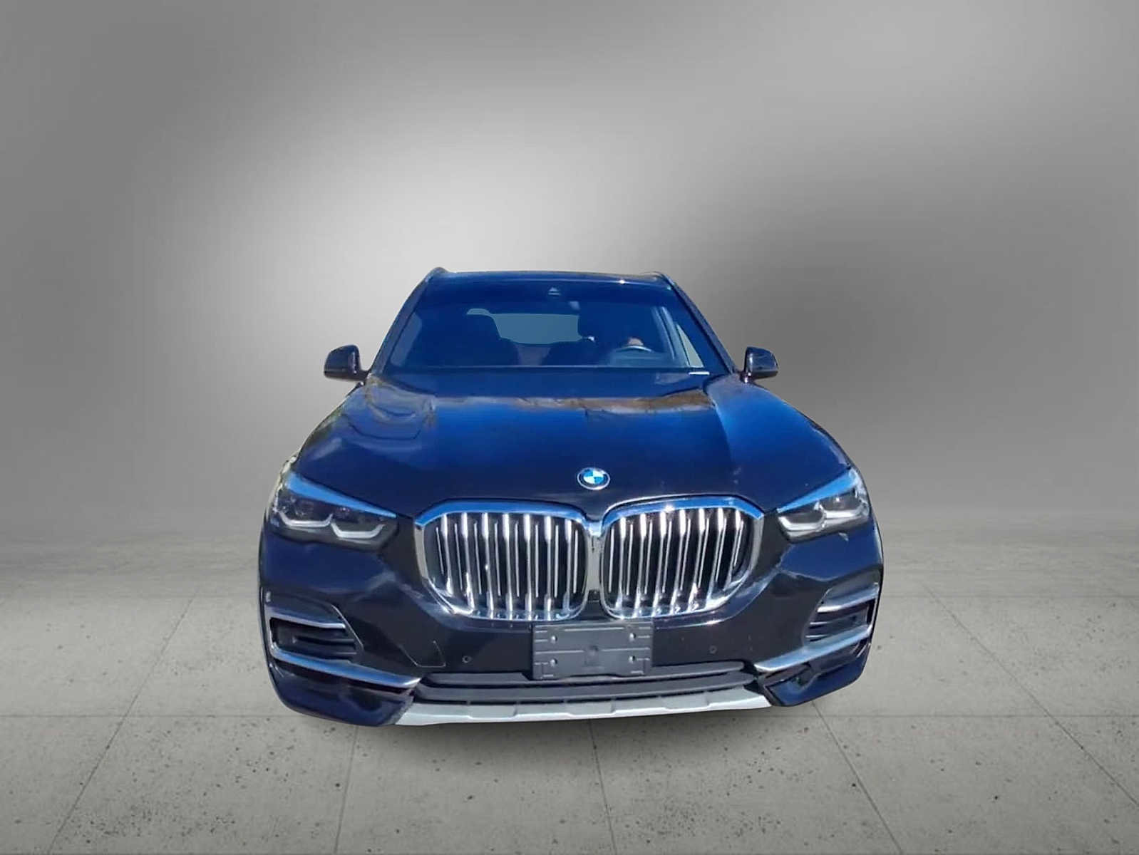 Used 2023 BMW X5 xDrive40i w/ Climate Comfort Package image 3