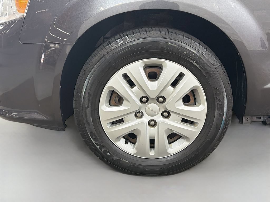 Used 2019 Dodge Grand Caravan SE w/ UConnect Hands-Free Group FWD image 31