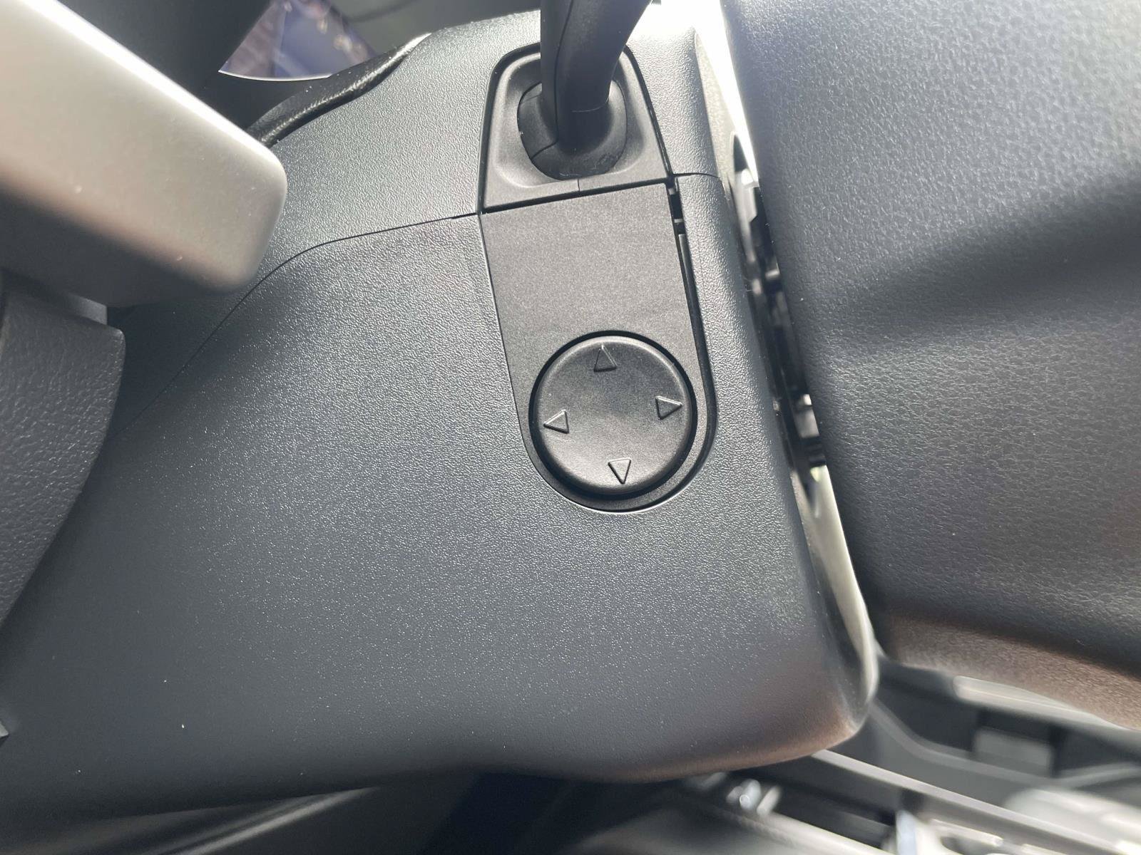 Used 2024 Ford Expedition XLT RWD image 30