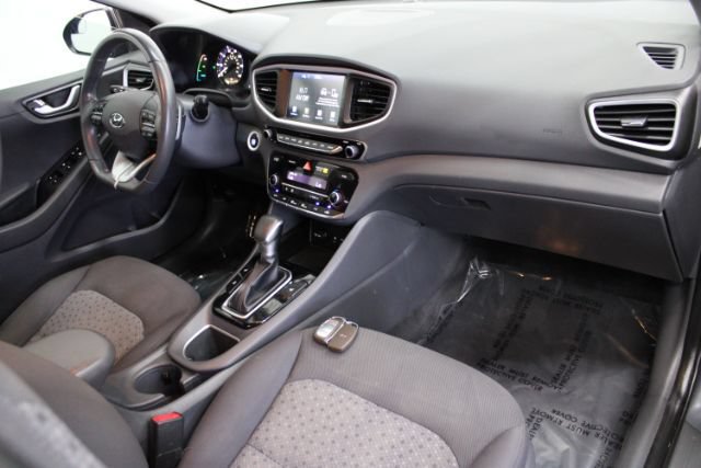 Used 2018 Hyundai Ioniq Plug-In Hybrid FWD image 26
