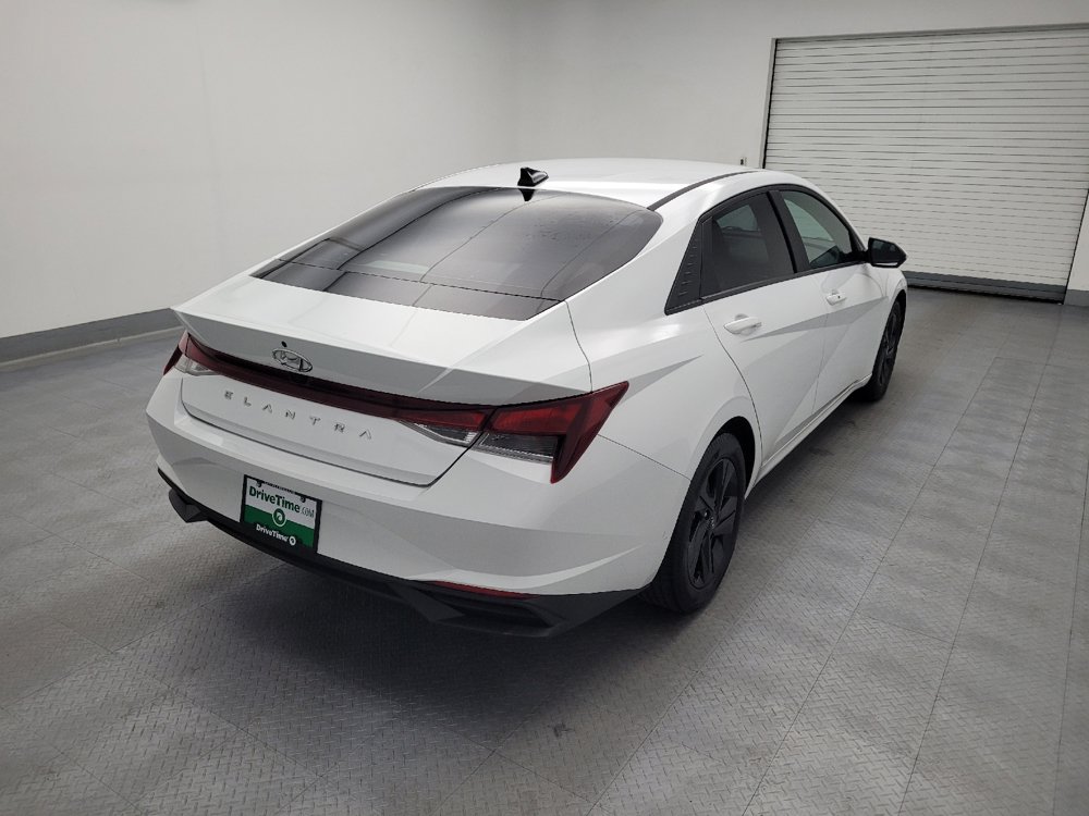 Used 2021 Hyundai Elantra SEL FWD image 9