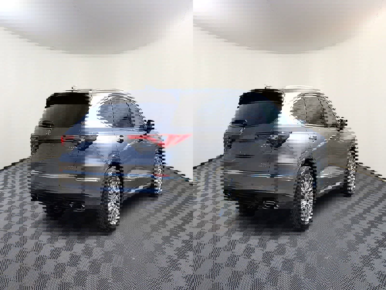 Used 2023 Acura MDX SH-AWD w/ Advance Package image 5