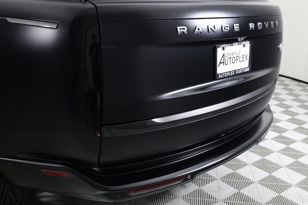 Used 2023 Land Rover Range Rover SE image 52
