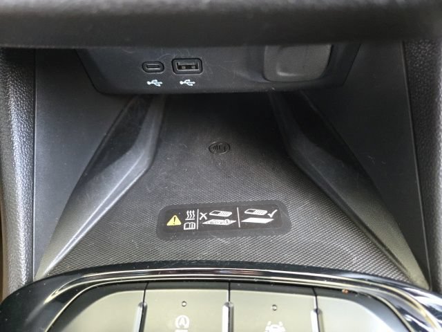 Used 2024 Buick Envista Sport Touring w/ Convenience I Package FWD image 11