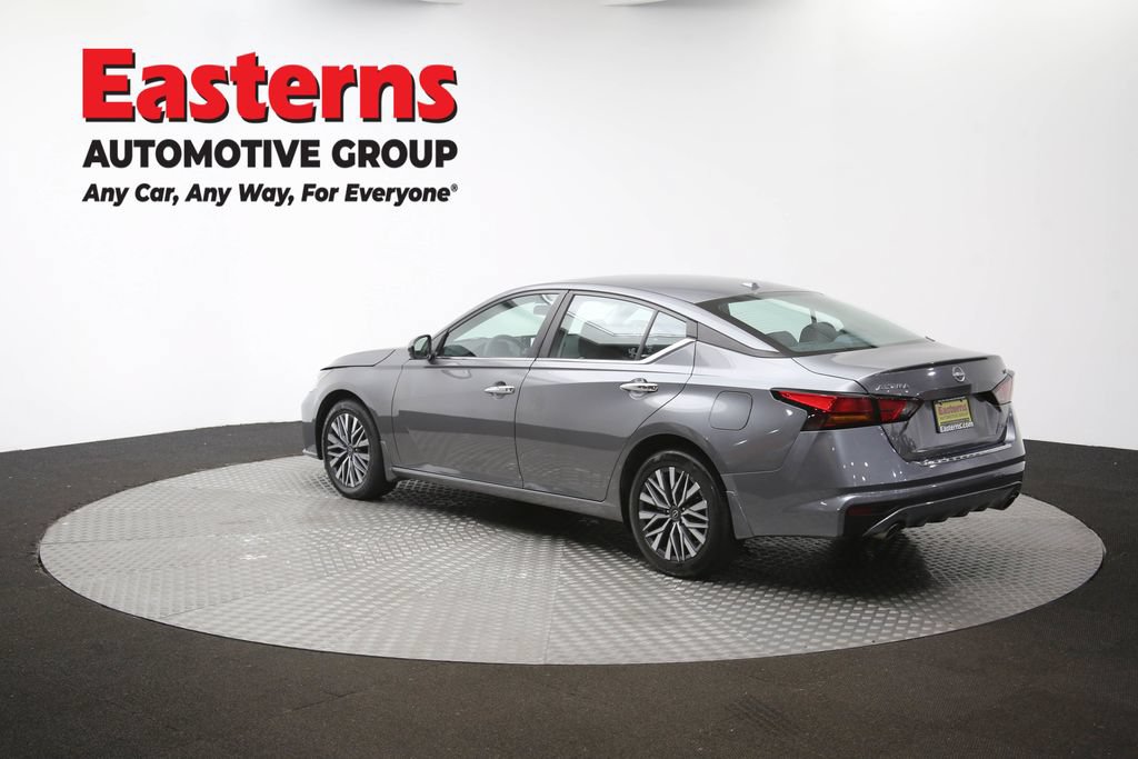 Used 2023 Nissan Altima 2.5 SV w/ SV Premium Package AWD/4WD image 64