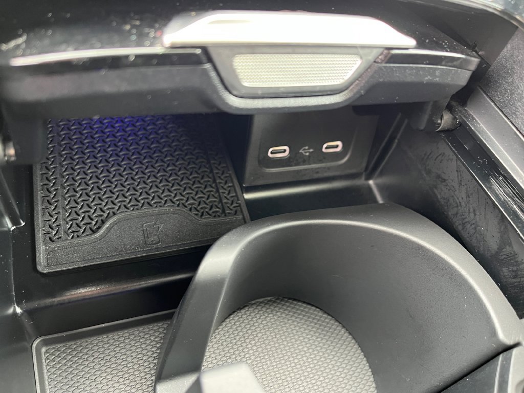 Used 2025 Mercedes-Benz C 300 4MATIC Sedan image 25