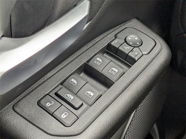 New 2026 RAM 1500 4x4 Crew Cab image 23