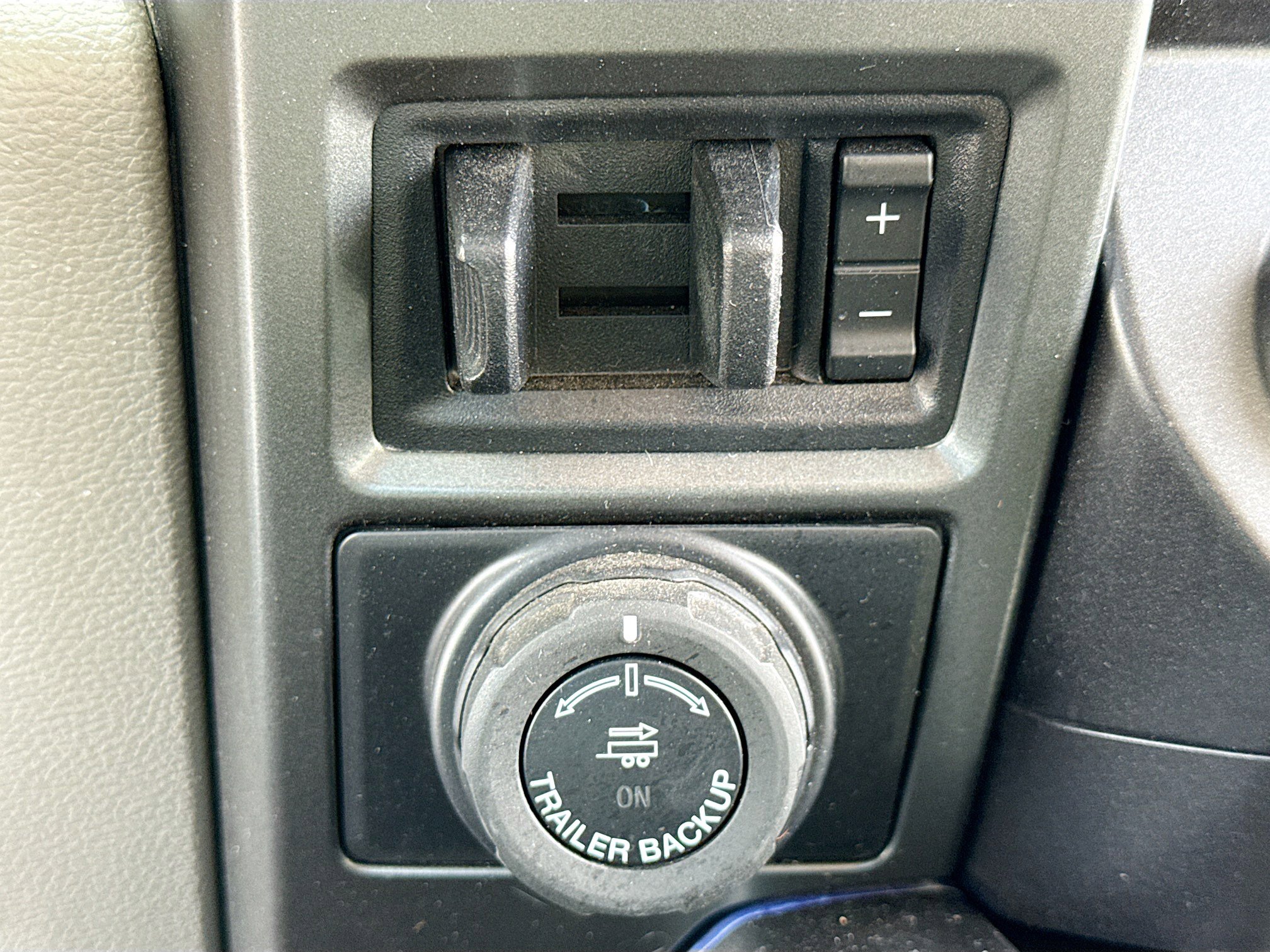 Certified 2021 Ford F350 XLT w/ XLT Premium Package image 9