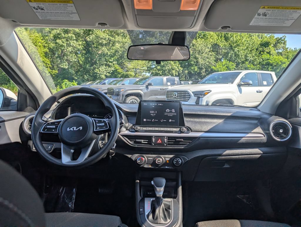 Used 2023 Kia Forte LXS FWD image 22