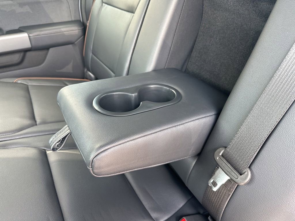 New 2026 Ford F250 Lariat w/ Black Appearance Package image 38