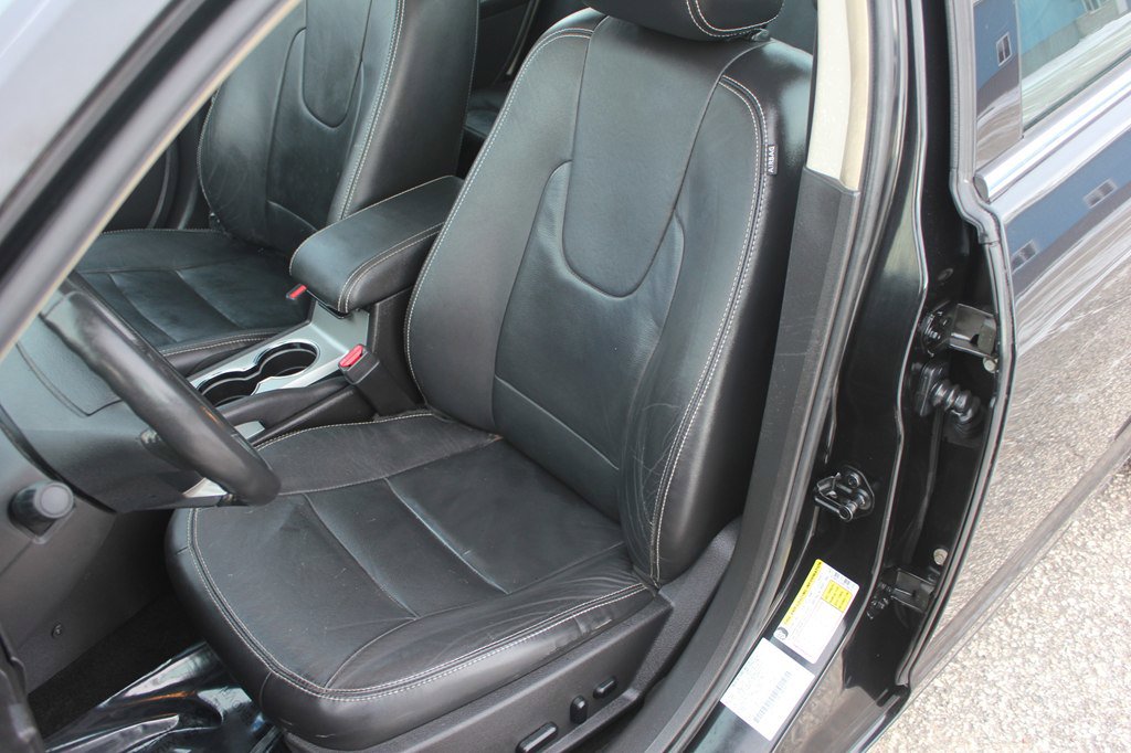 Used 2011 Ford Fusion SEL w/ 302A Rapid Spec Order Code image 30