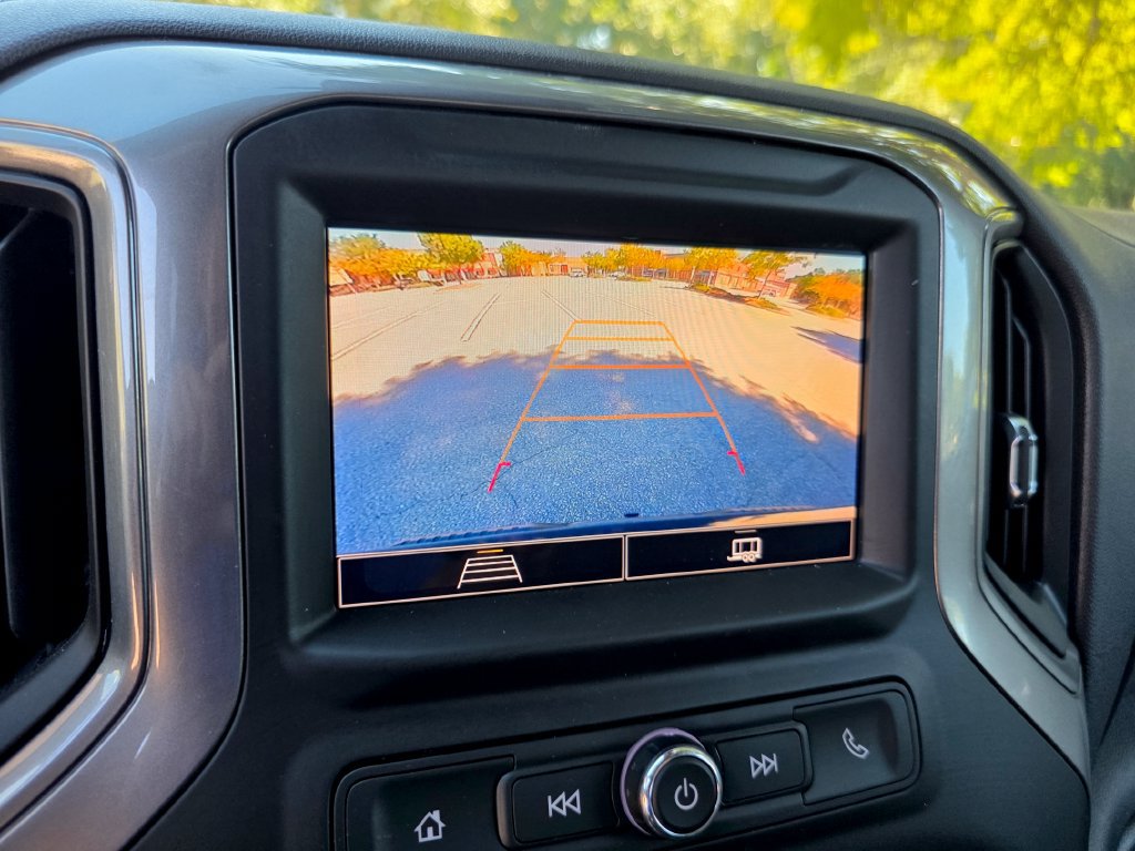 Certified 2025 Chevrolet Silverado 1500 Custom RWD image 18