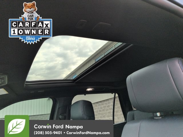 Used 2025 Toyota Sequoia Platinum AWD/4WD image 22