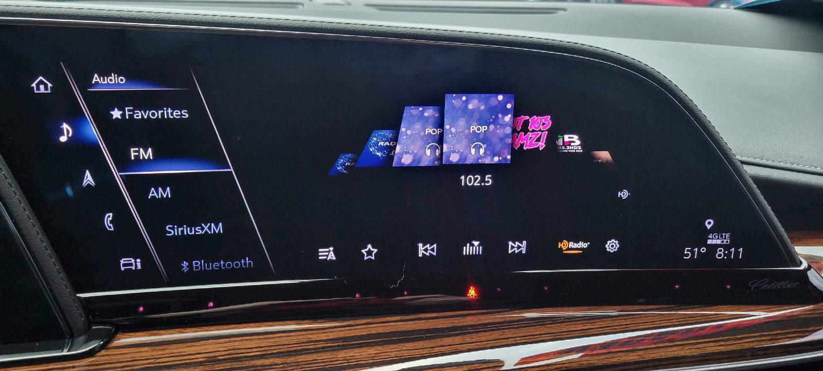 Used 2023 Cadillac Escalade Premium Luxury image 20