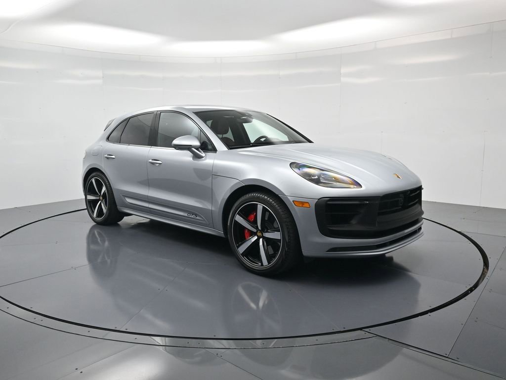 Certified 2022 Porsche Macan GTS AWD/4WD image 32