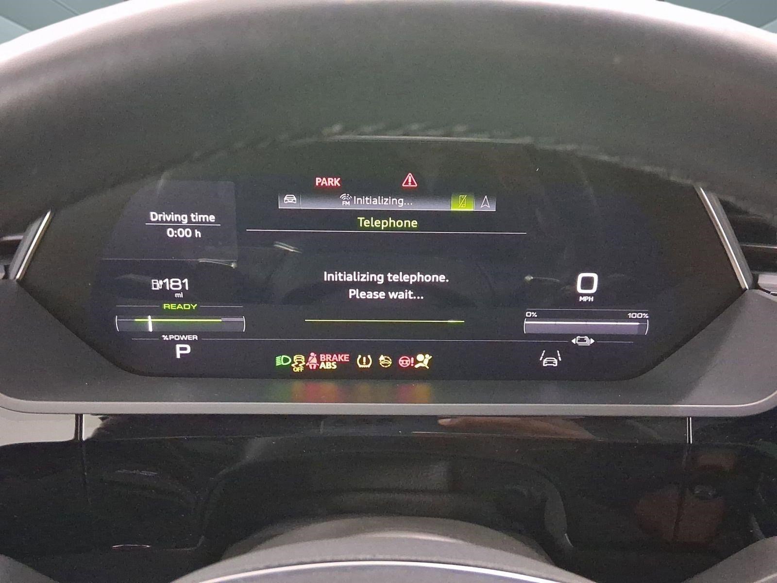 Used 2022 Audi e-tron Premium Plus w/ Premium Plus Package image 16