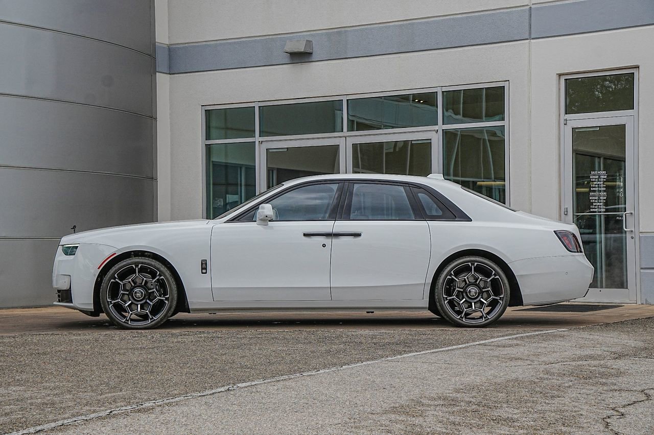 New 2025 Rolls-Royce Ghost Black Badge AWD/4WD image 13