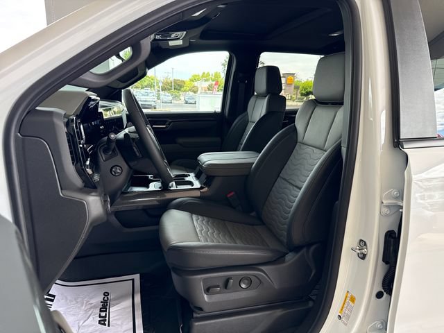 New 2026 Chevrolet Silverado 1500 ZR2 w/ LPO, Dark Essentials Package AWD/4WD image 12