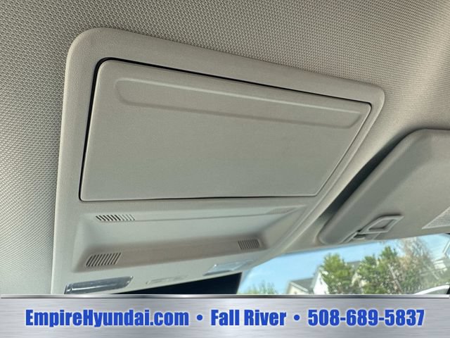 Used 2023 Ford Maverick Lariat w/ Equipment Group 500A Standard AWD/4WD image 26