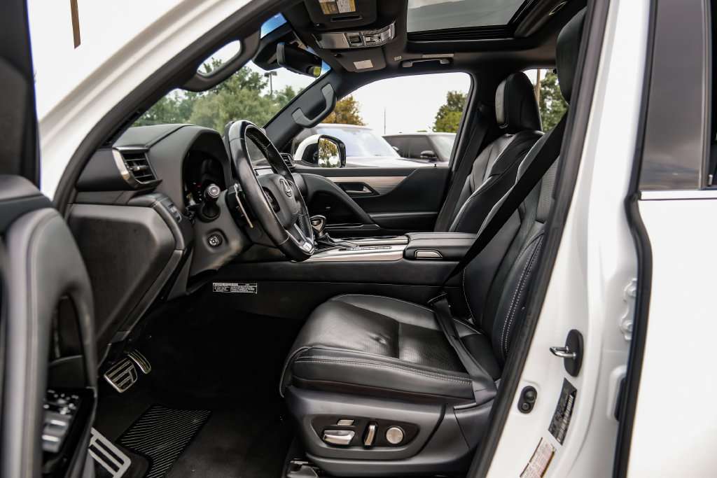 Used 2024 Lexus LX 600 F Sport AWD/4WD image 42