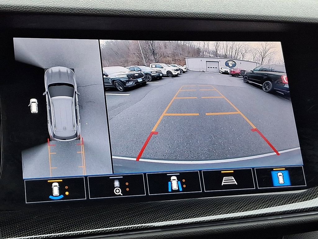 Used 2021 Buick Envision Essence w/ Technology Package I image 19