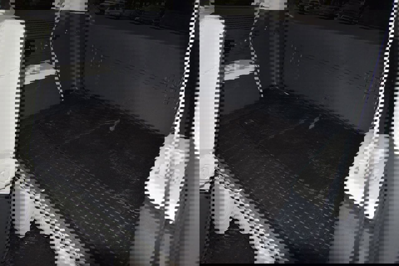 Used 2024 Hyundai Santa Fe Calligraphy FWD image 12