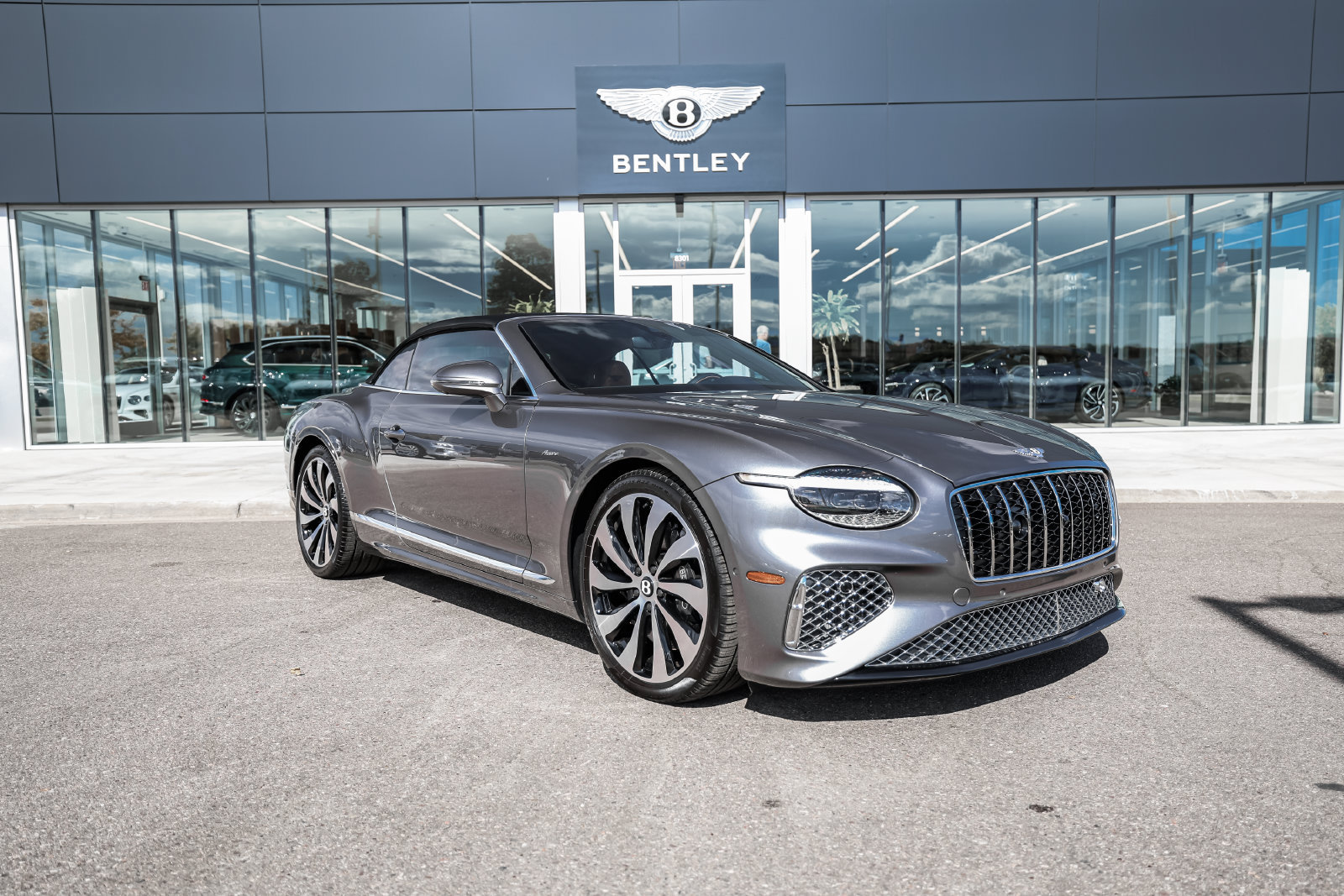 Certified 2026 Bentley Continental GT Azure AWD/4WD image 18