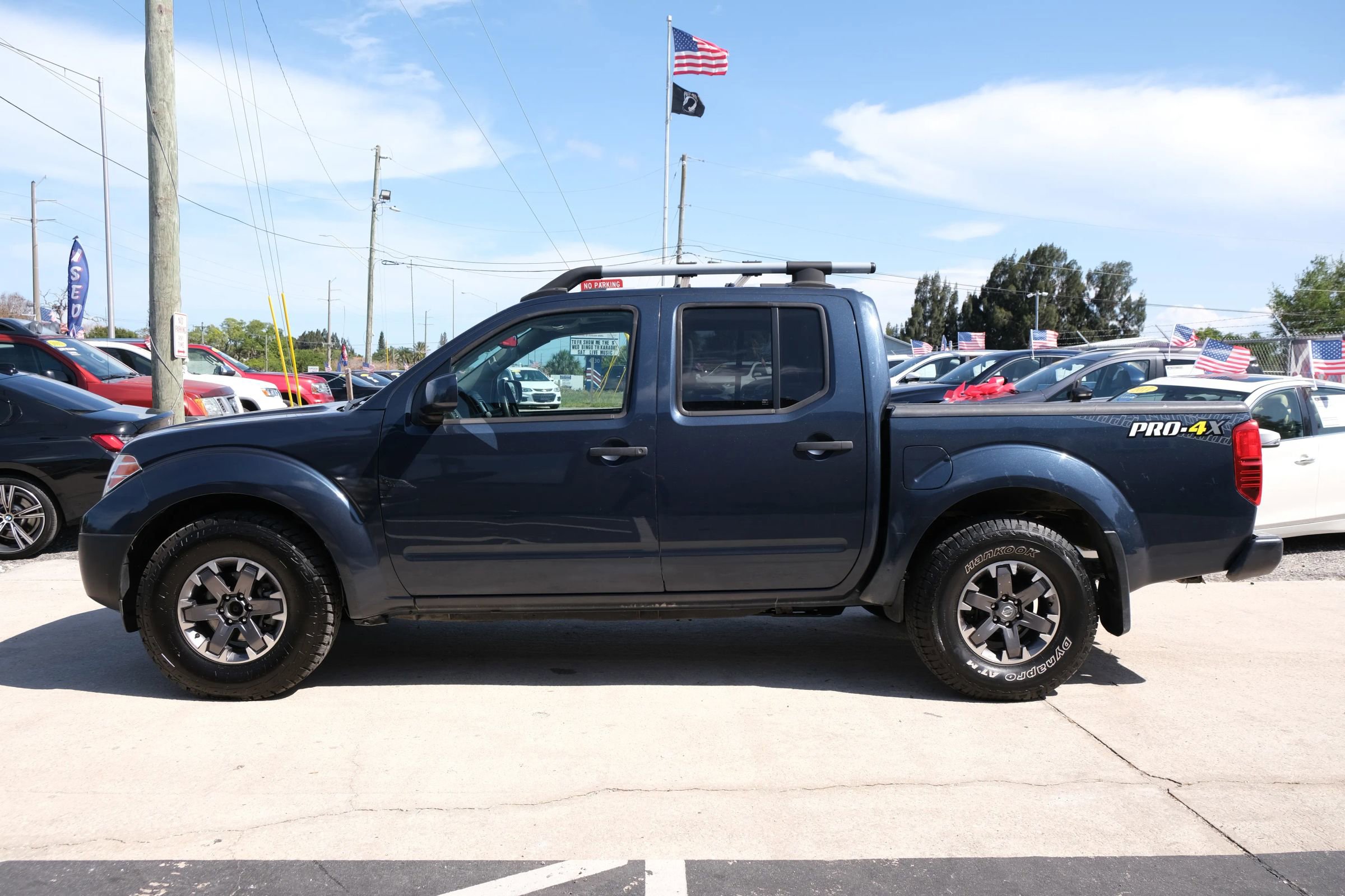 Used 2021 Nissan Frontier PRO-4X w/ Pro-4x Utility Package AWD/4WD image 8
