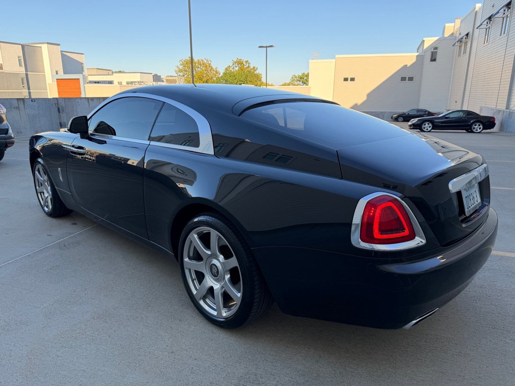 Used 2017 Rolls-Royce Wraith RWD image 5