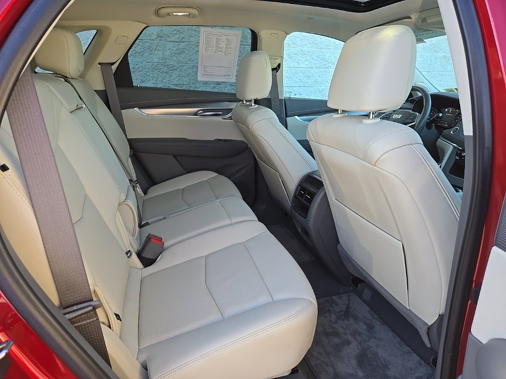 Certified 2023 Cadillac XT5 Premium Luxury w/ Technology Package FWD image 16