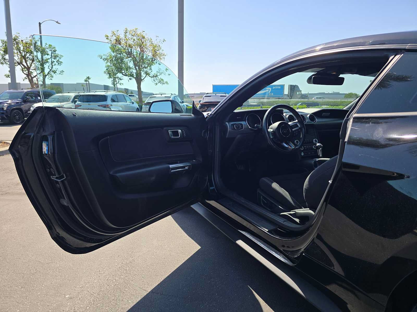 Used 2021 Ford Mustang GT w/ Black Accent Package RWD image 17