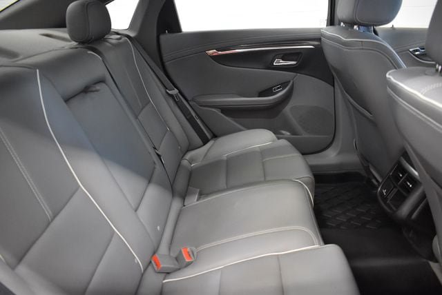 Used 2017 Chevrolet Impala Premier w/ Enhanced Convenience Package FWD image 17