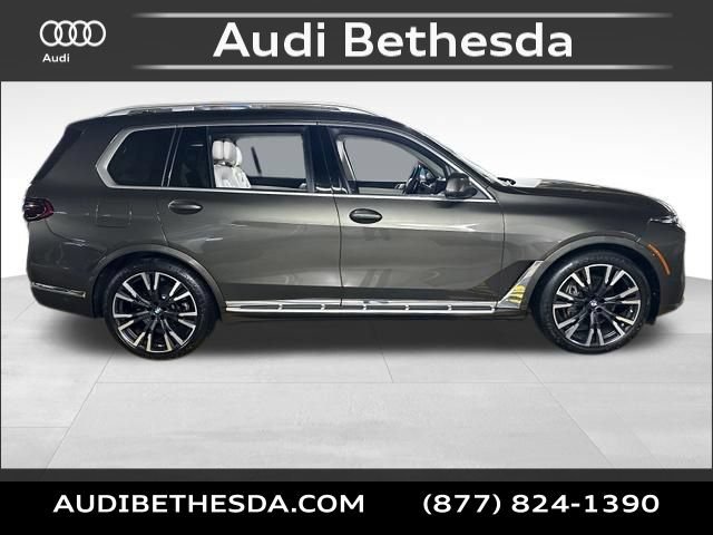 Used 2024 BMW X7 xDrive40i w/ Executive Package AWD/4WD image 8