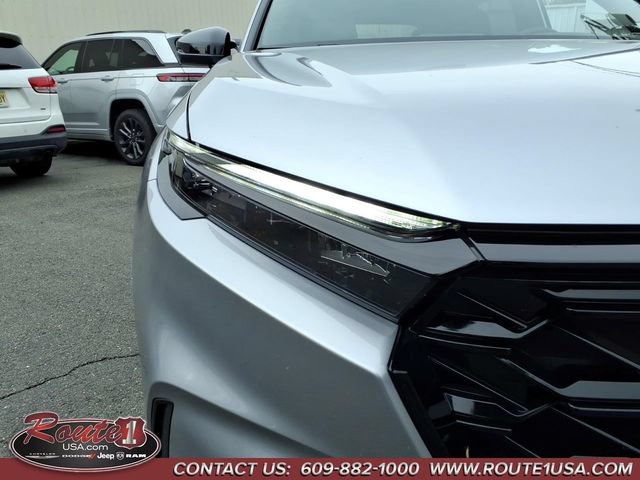 Used 2024 Honda CR-V Sport Touring image 10