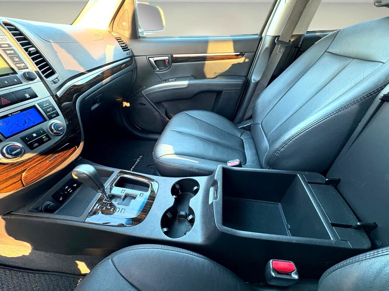 Used 2011 Hyundai Santa Fe Limited image 11