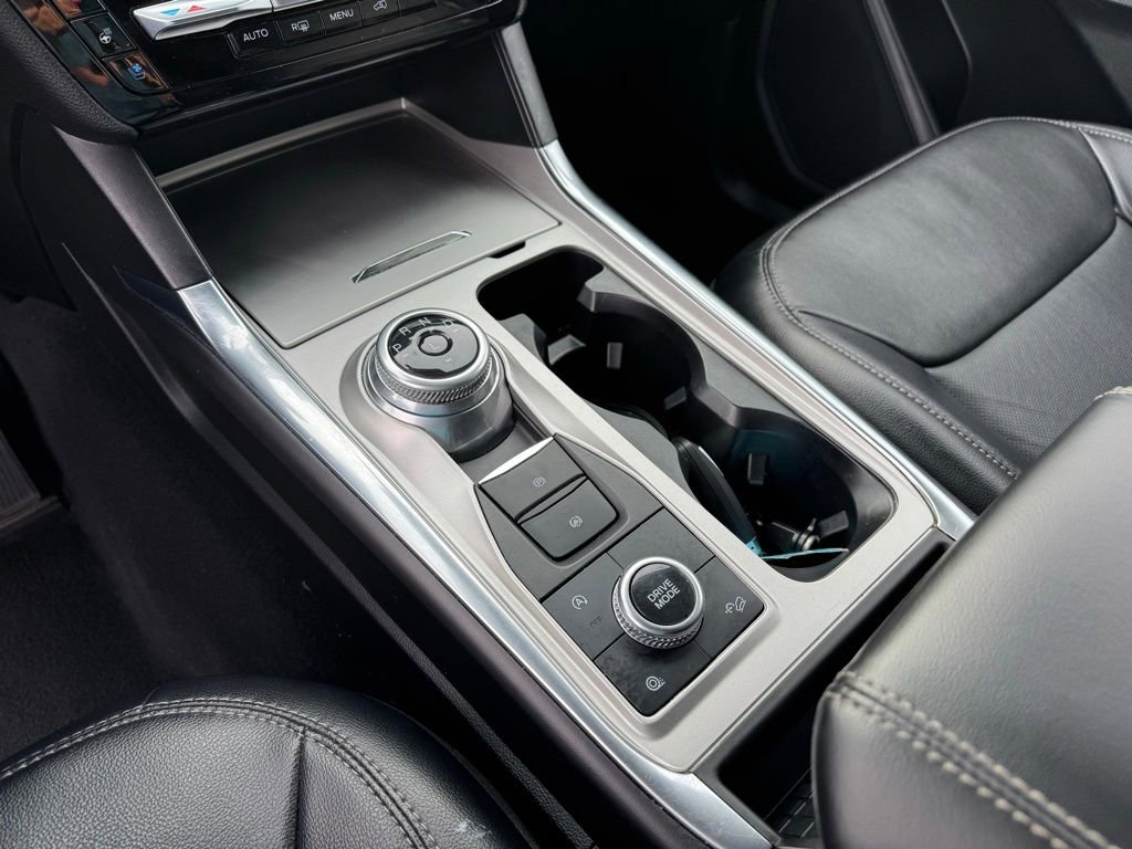 Used 2023 Ford Explorer Limited image 34