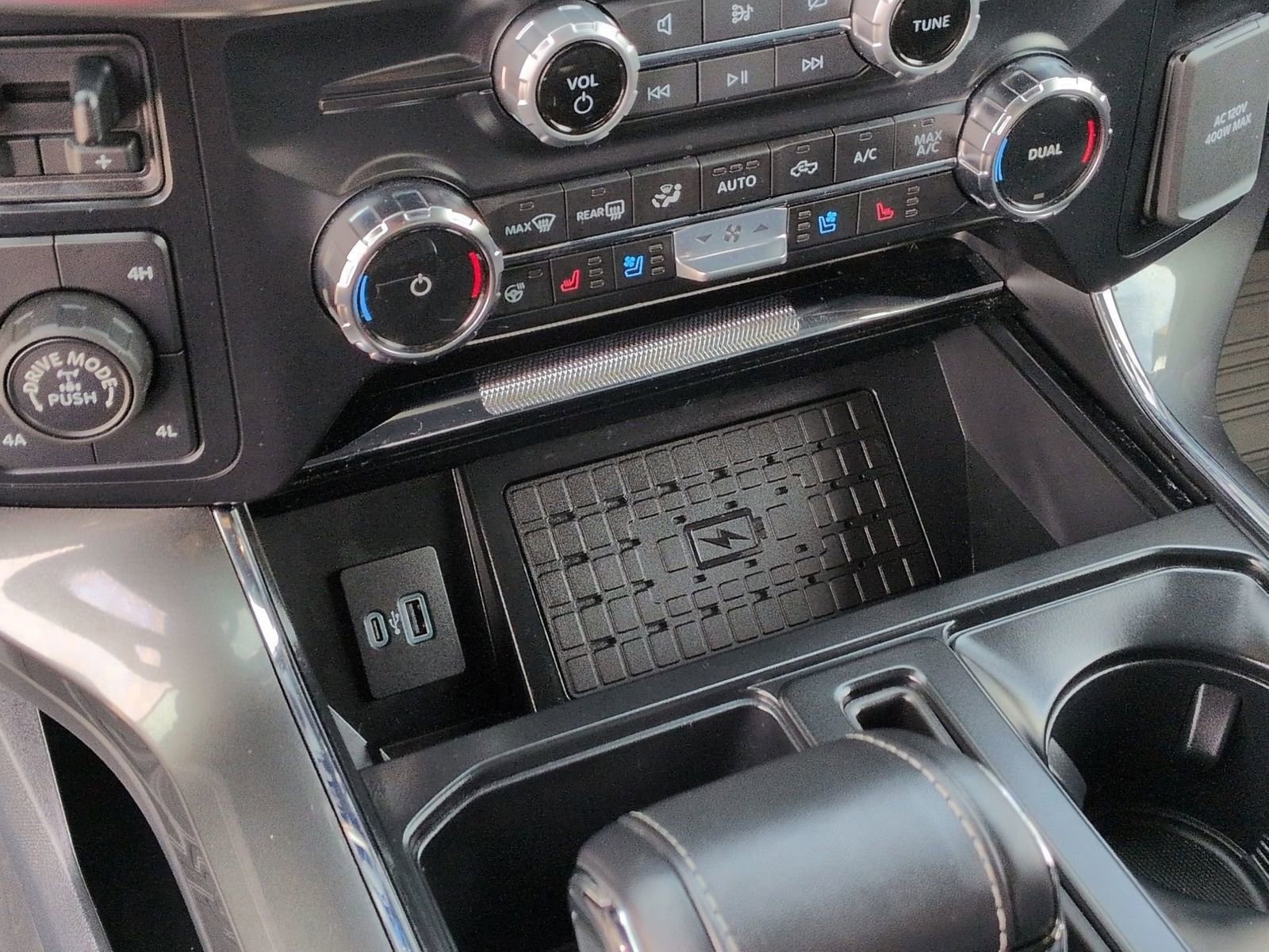 Certified 2023 Ford F150 Lariat w/ Equipment Group 502A High image 39