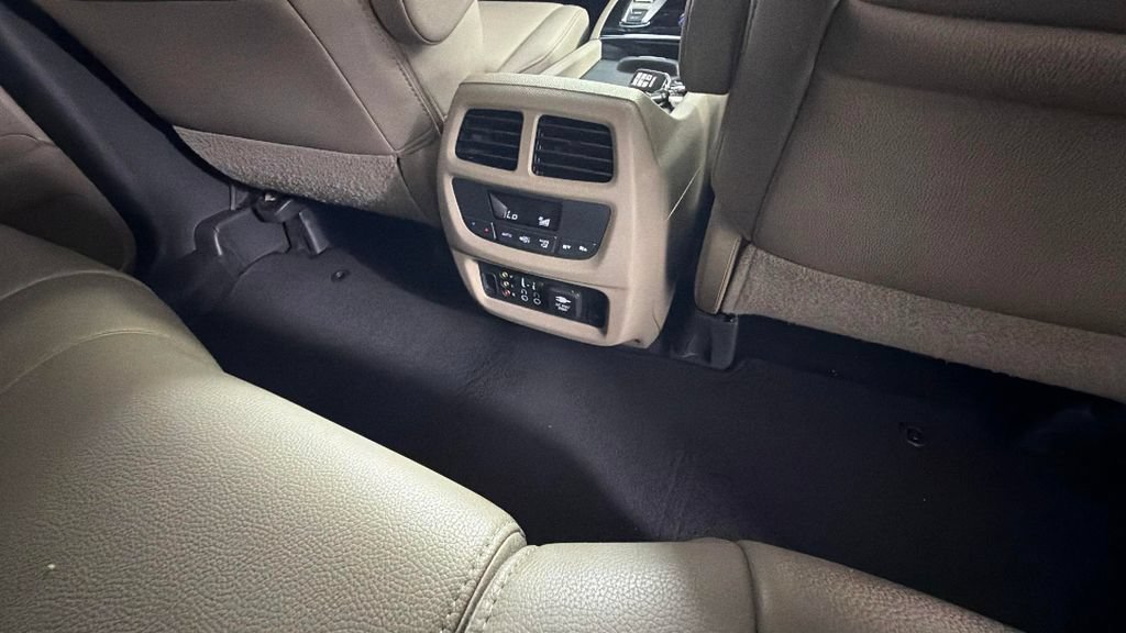 Used 2017 Honda Pilot Touring image 34