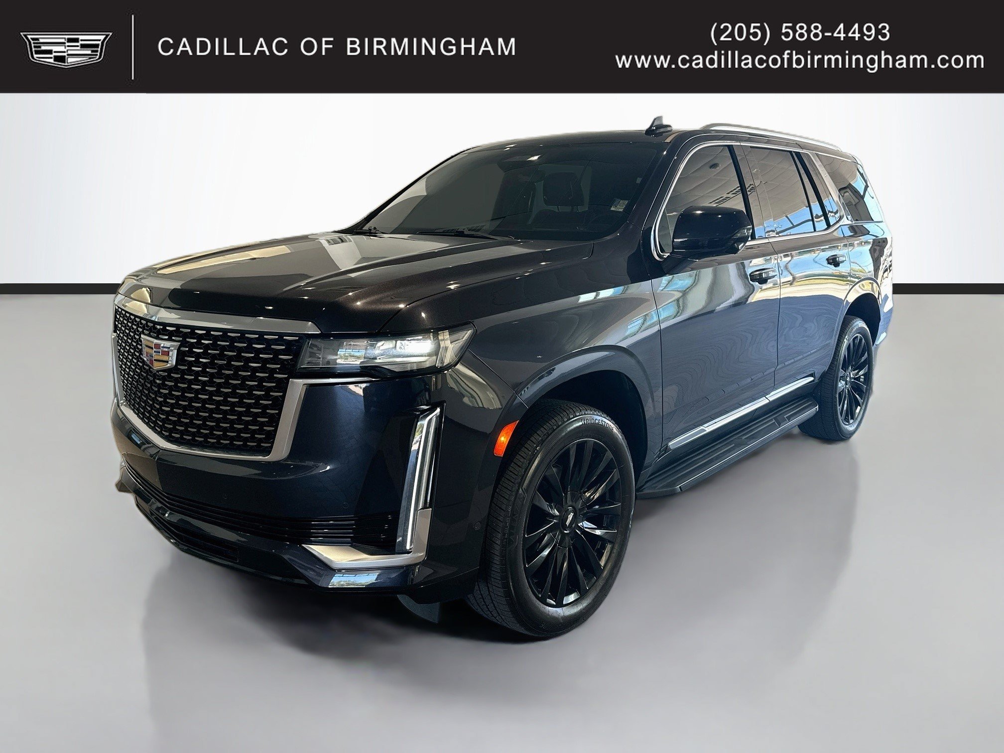 Certified 2024 Cadillac Escalade Premium Luxury AWD/4WD image 1