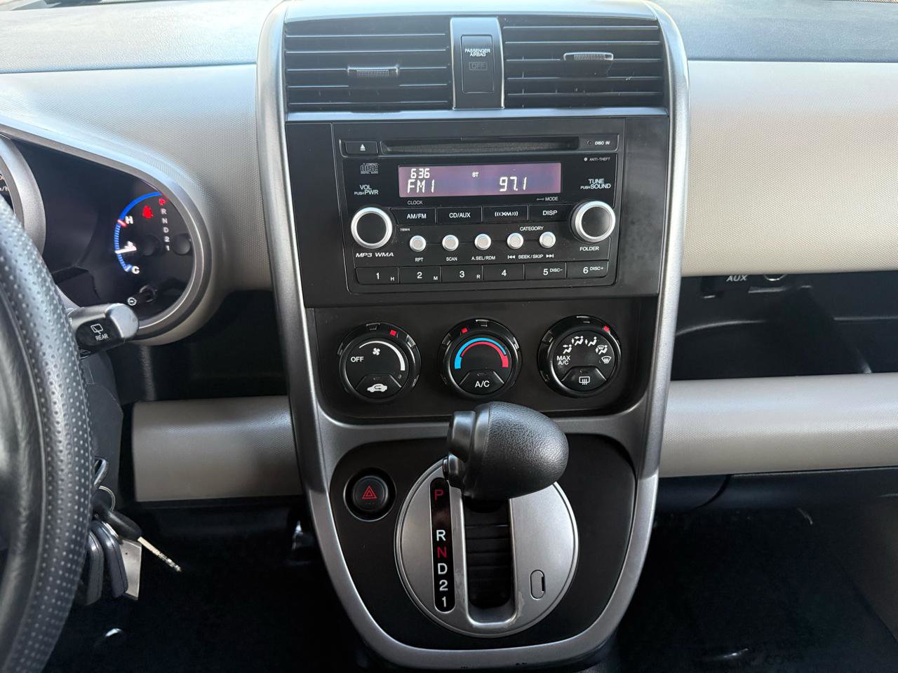 Used 2011 Honda Element EX image 30