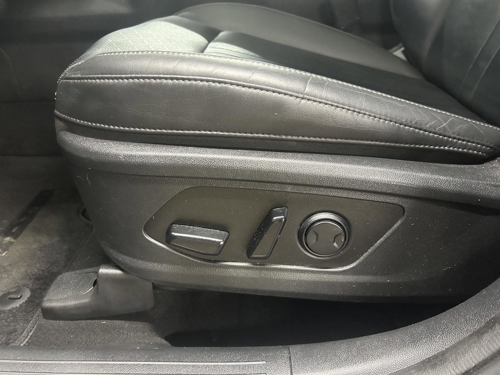 Used 2022 Kia Sorento S image 17