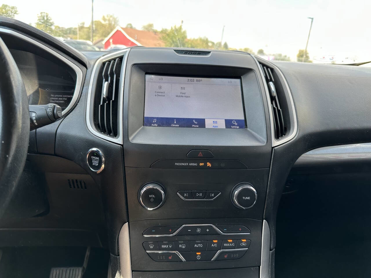 Used 2020 Ford Edge SEL AWD/4WD image 18