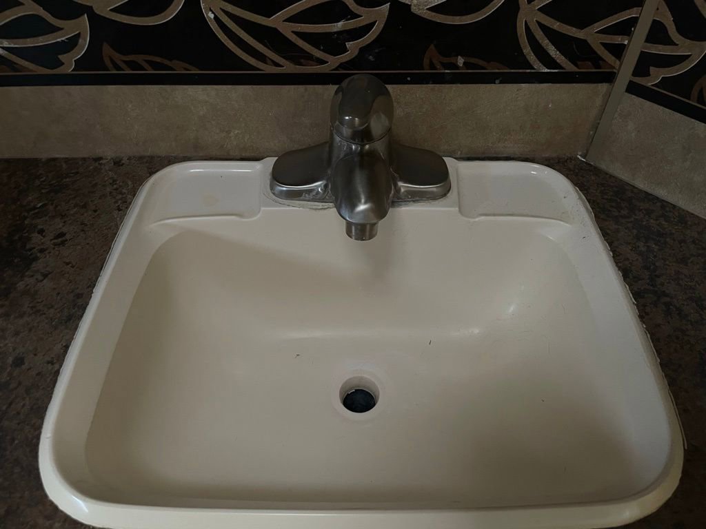 Used 2013 Ford E-450 and Econoline 450 Super Duty w/ Motorhome Prep Pkg RWD image 93